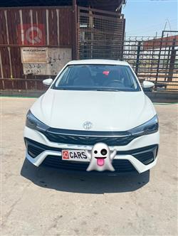 MG 5 Plus